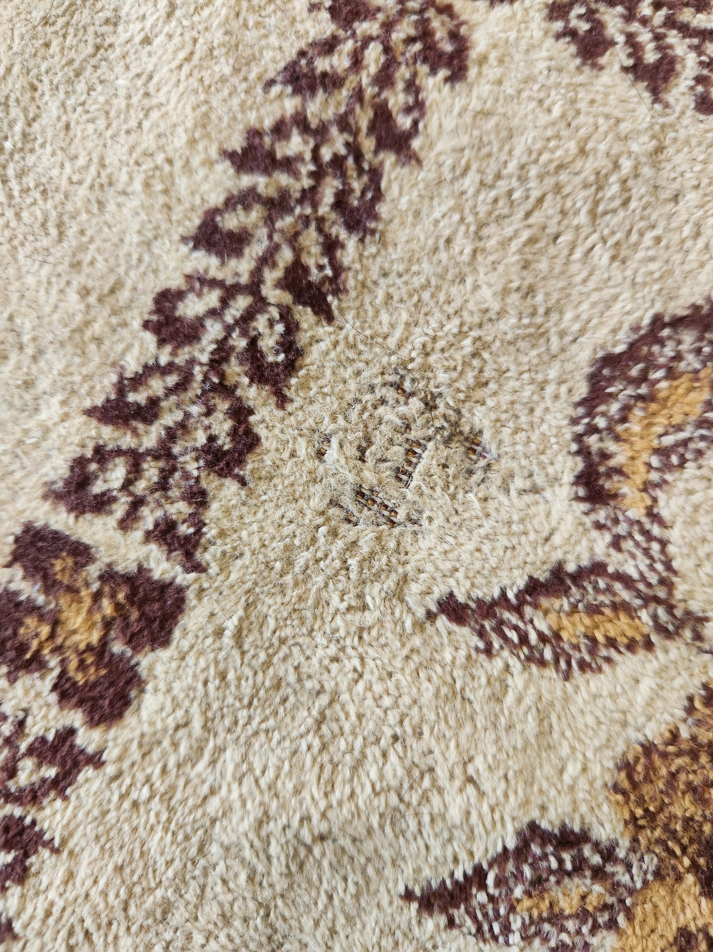 Neutral Floral Throw Rug