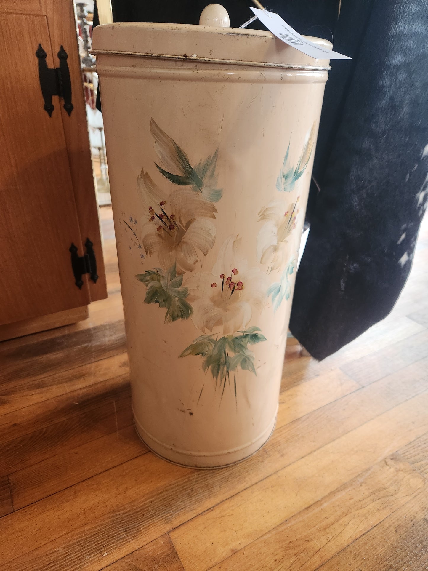 Vintage Metal Painted Laundry Hamper