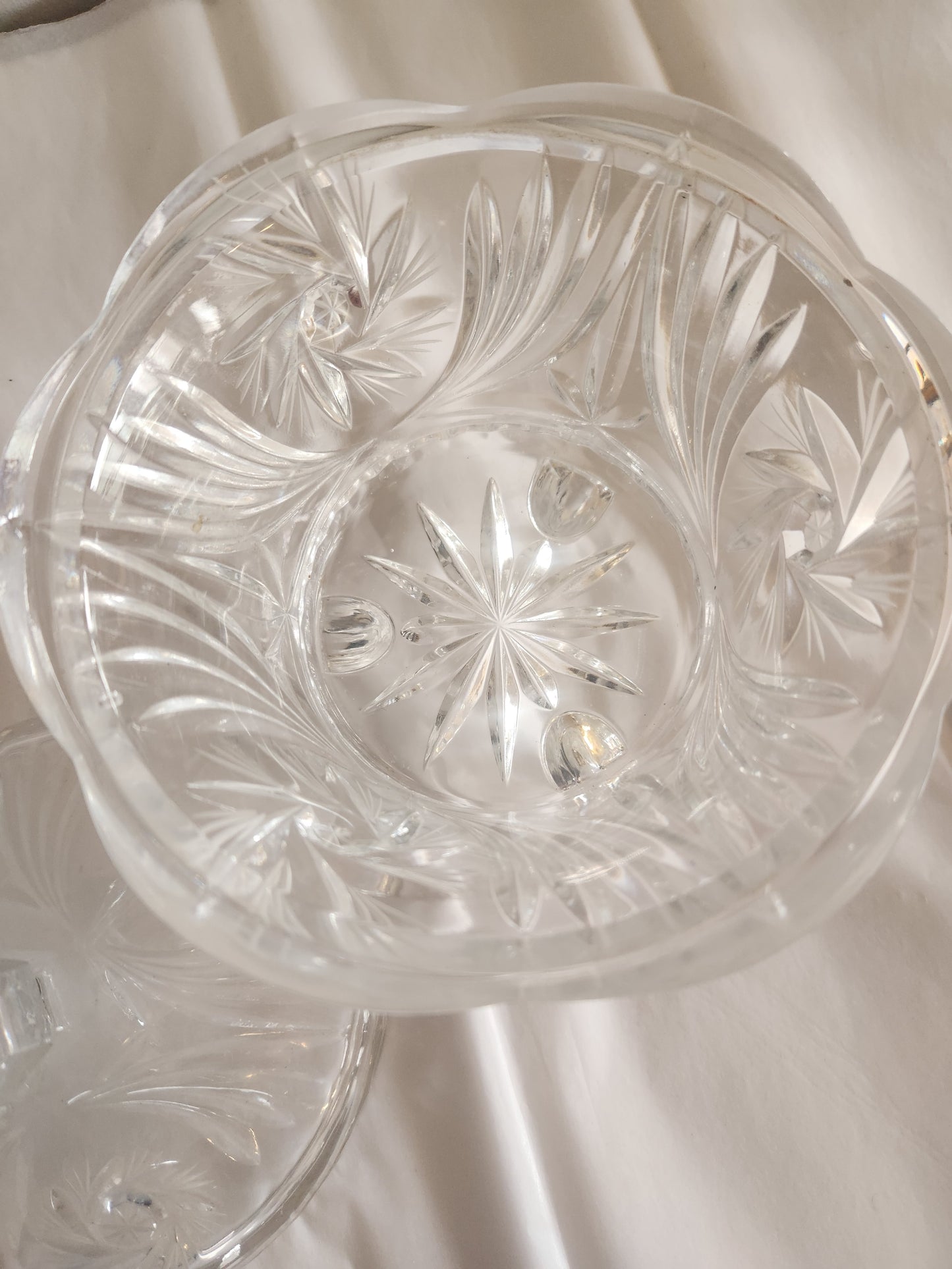 Footed Pinwheel Crystal Candy Dish