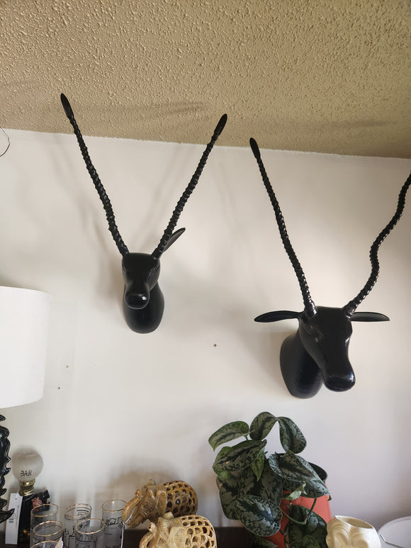 Set of 2 Metal Gazelle Wall Hangings