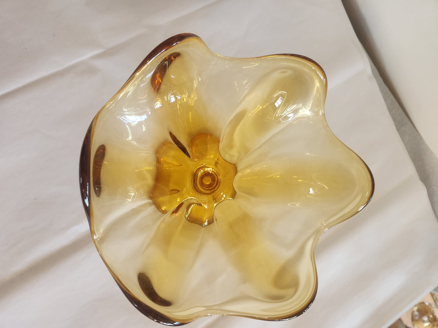 Tulip Edge Amber Glass Pedestal Bowl