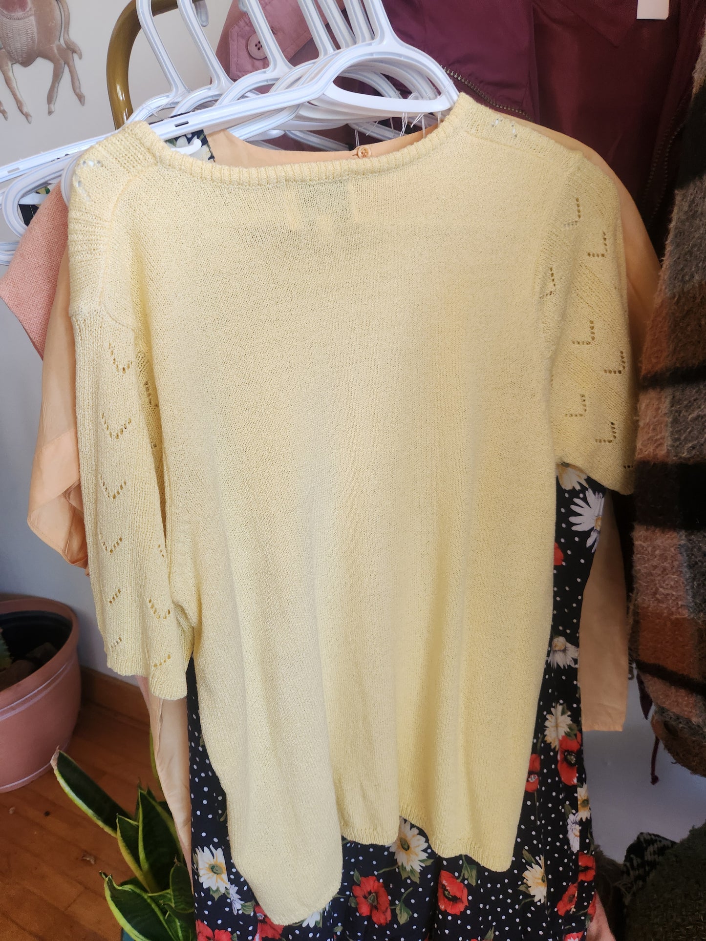 Tradition LG/16 Yellow Knit Top