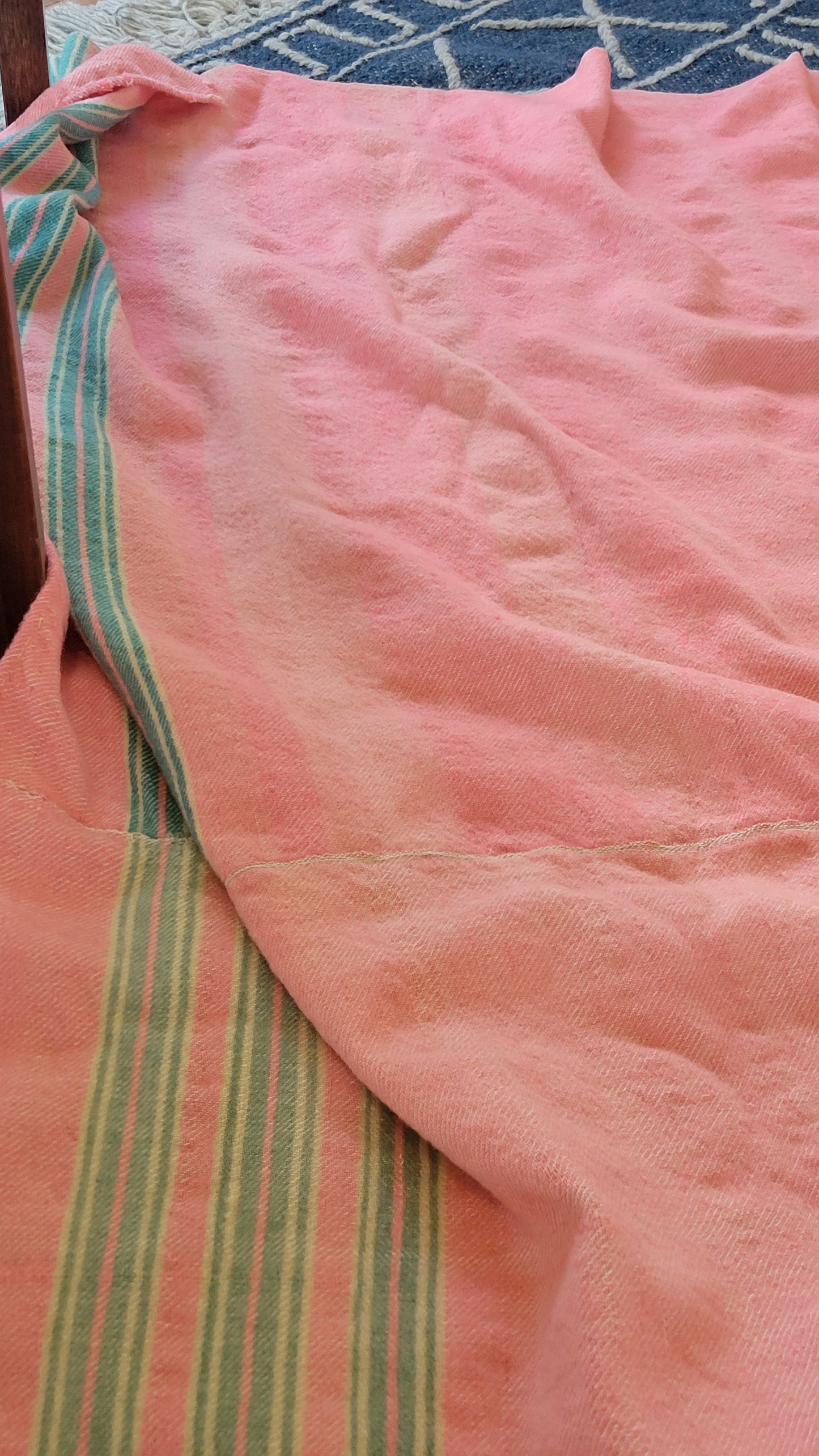 Blanket (2 blankets sewen together)