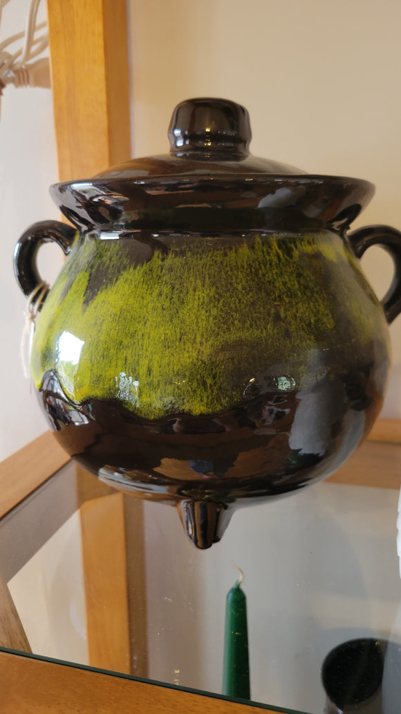 Witch's Brew Pottery Culdron