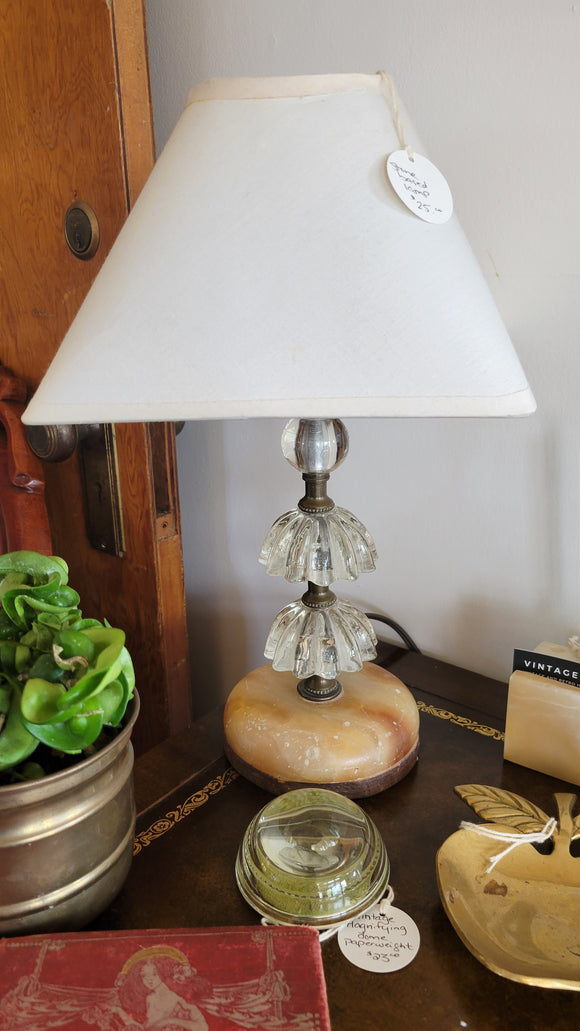 Stone based crystal lamp