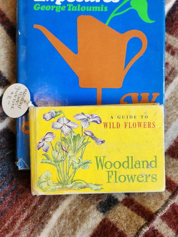 Woodland Flowers Guidebook
