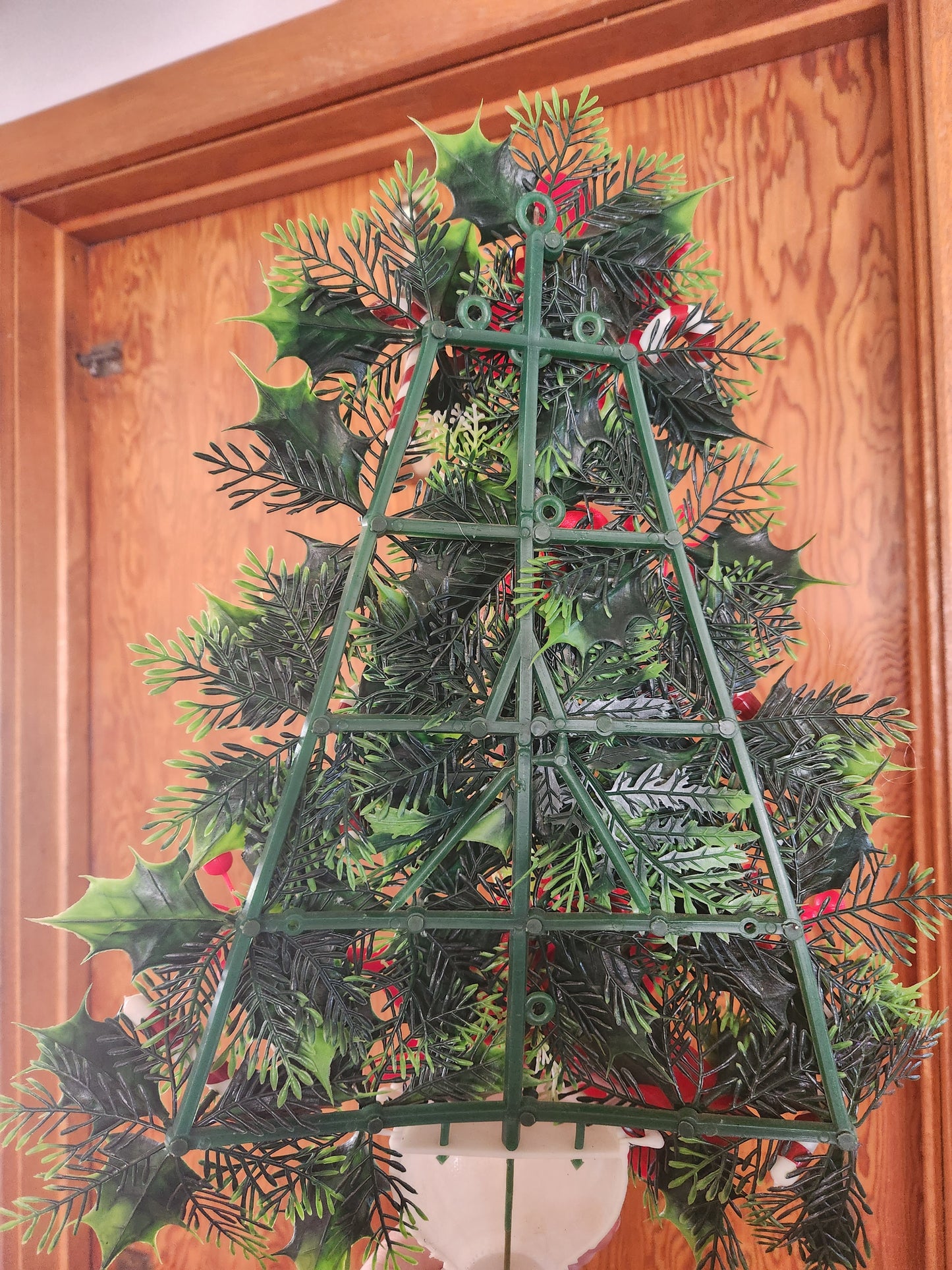 Vintage Christmas Tree Wall Decor