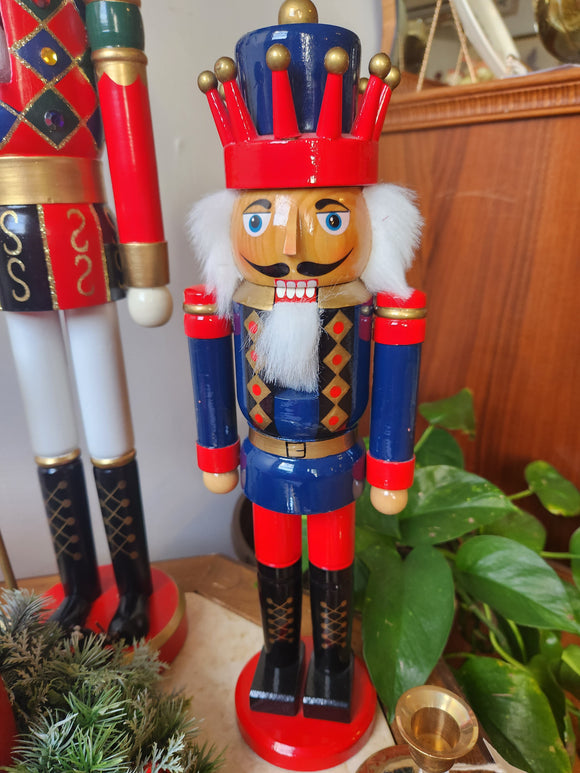 Small Woodcracker