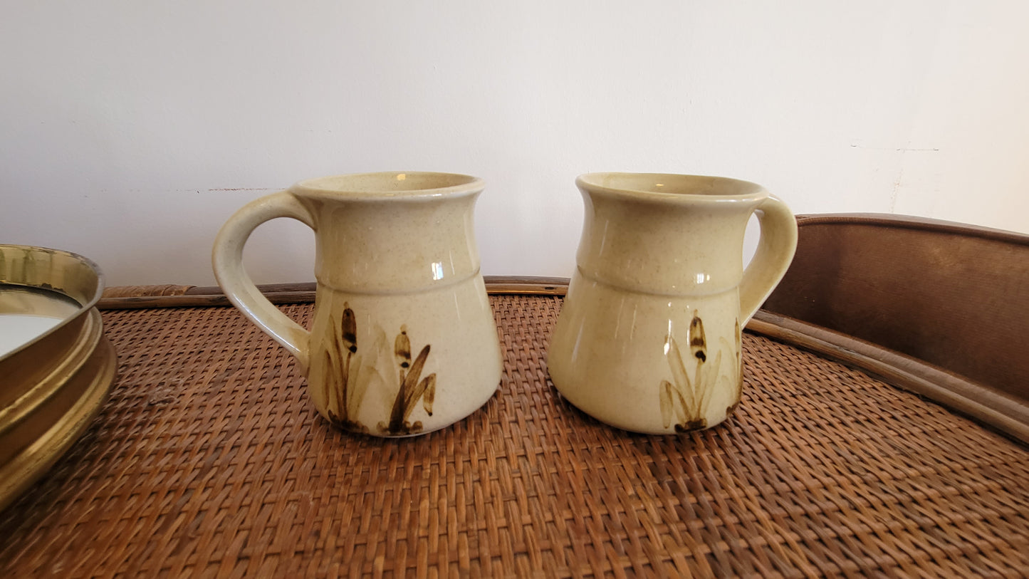 Cat tail mugs (set of 2)