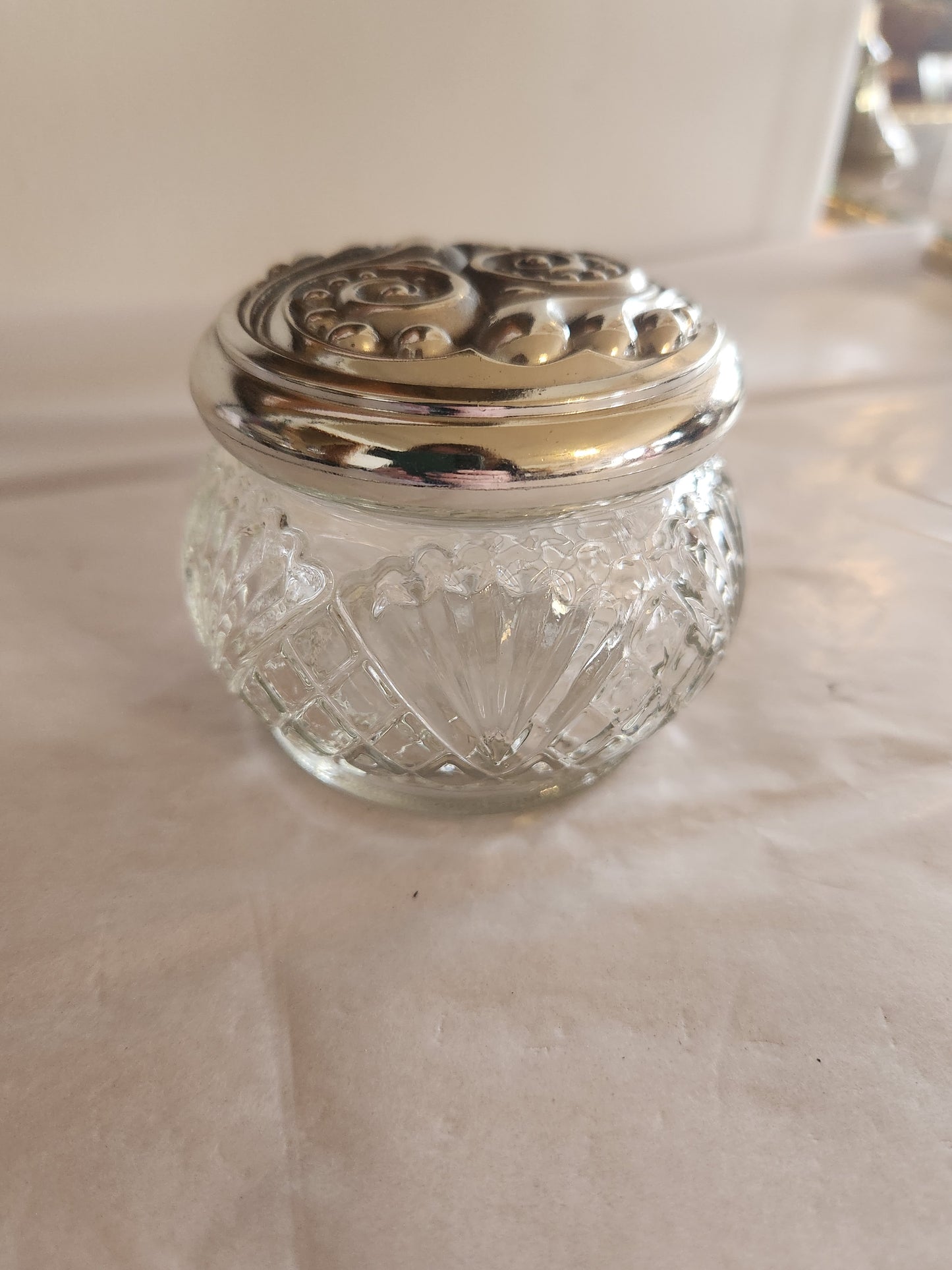 Avon Lidded Jar (Silver)