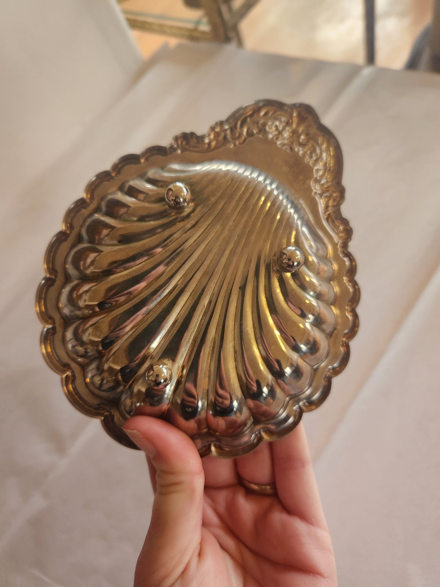 Open Glass Lined Shell Catchall/Butter Dish