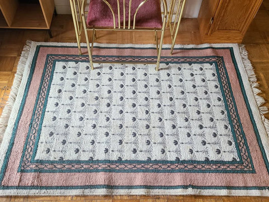 Pink/Green/Cream Area Rug 4x6 (approx)