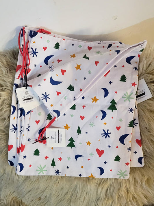 4 reusable cloth gift bags